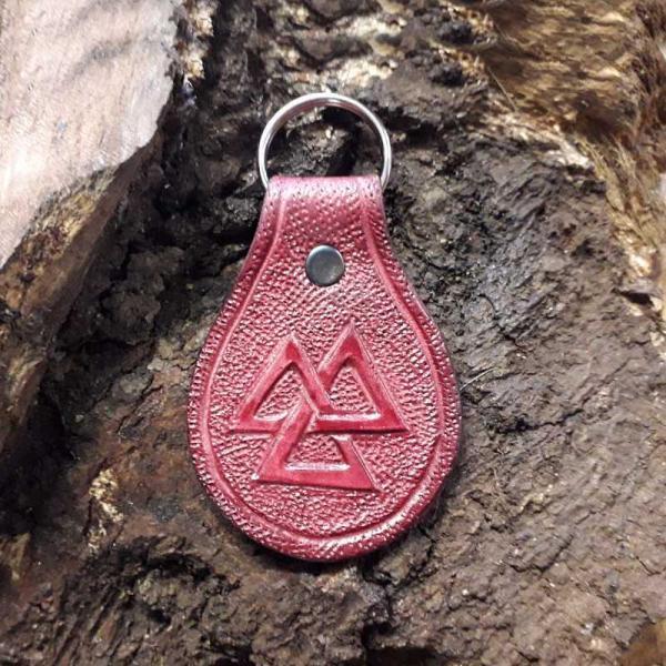 Hand Carved Leather Keychain KL10