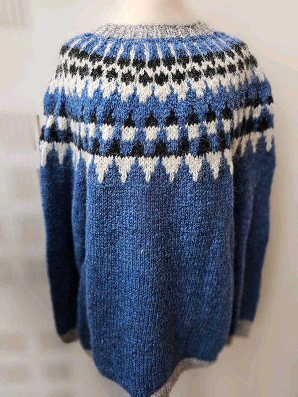 Icelandic wool sweater Arnar