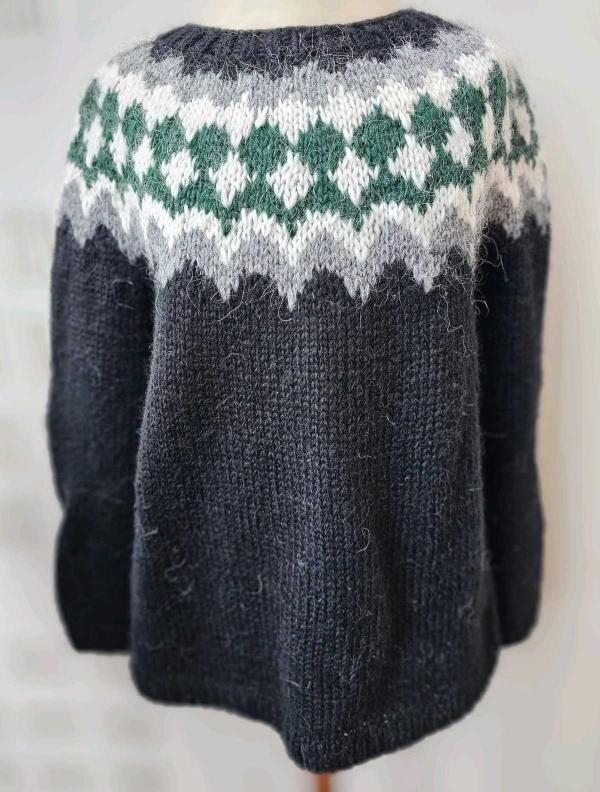 Icelandic wool sweater Gudrún